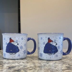 Pair of Snoopy Puffer Mugs